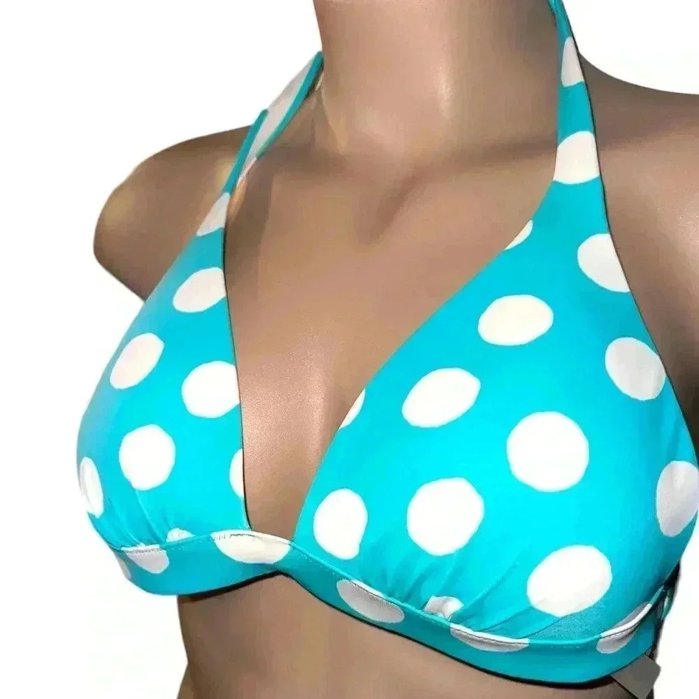 Three Swimsuit Tops🌸 - Picture 11 of 12